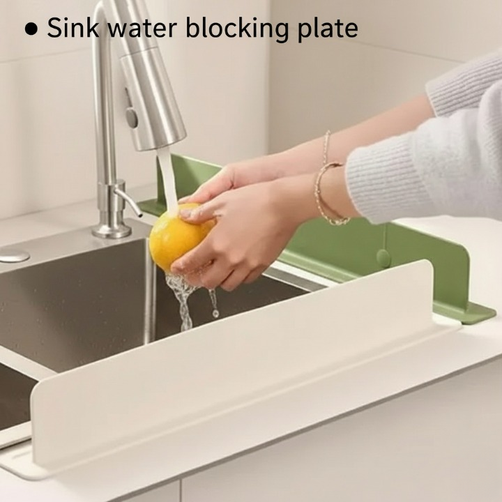 Silicone Sink Splash Guard With Suction (Random Color)